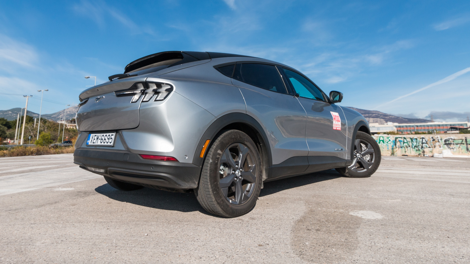 Premium εσωτερικό και extra χώρος αποσκευών για τη Ford Mustang Mach-E